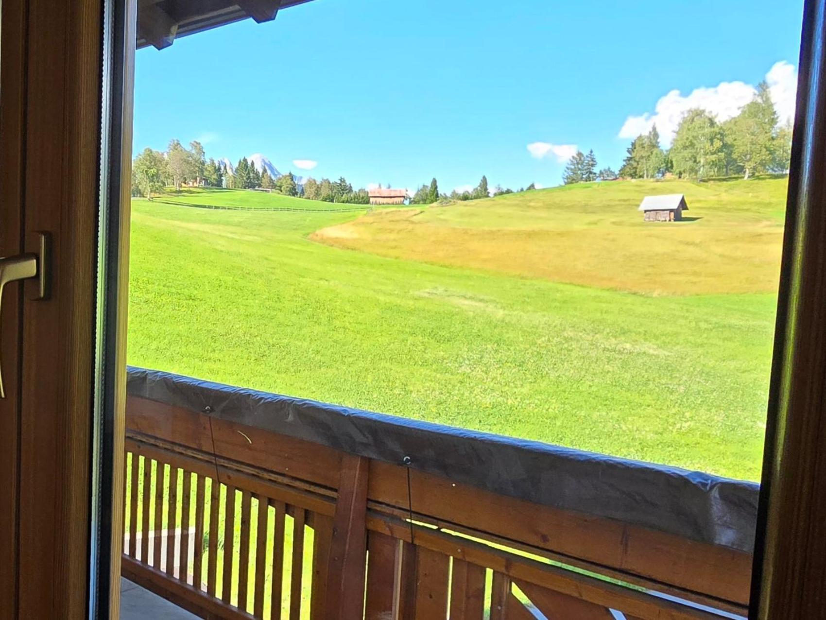 Haus Wiesenruh - Amazing Views & Setting Зеефелд в Тирол Екстериор снимка